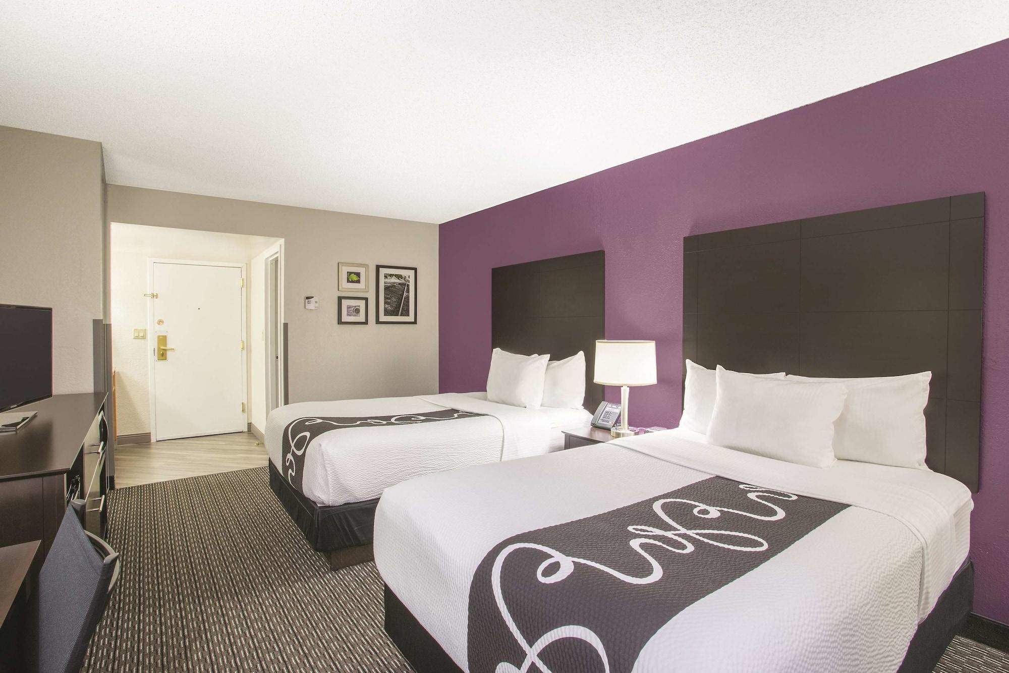La Quinta by Wyndham Fort Lauderdale Tamarac Bagian luar foto