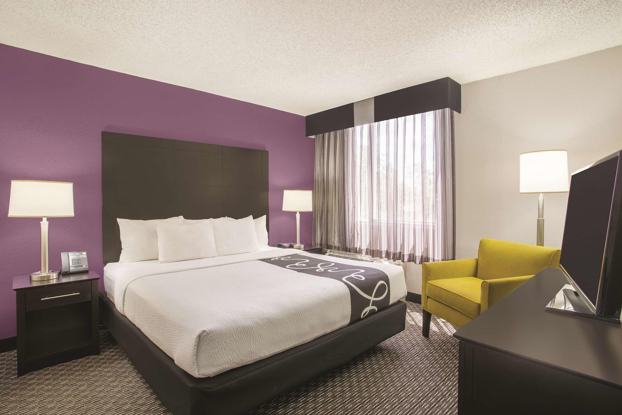 La Quinta by Wyndham Fort Lauderdale Tamarac Bagian luar foto