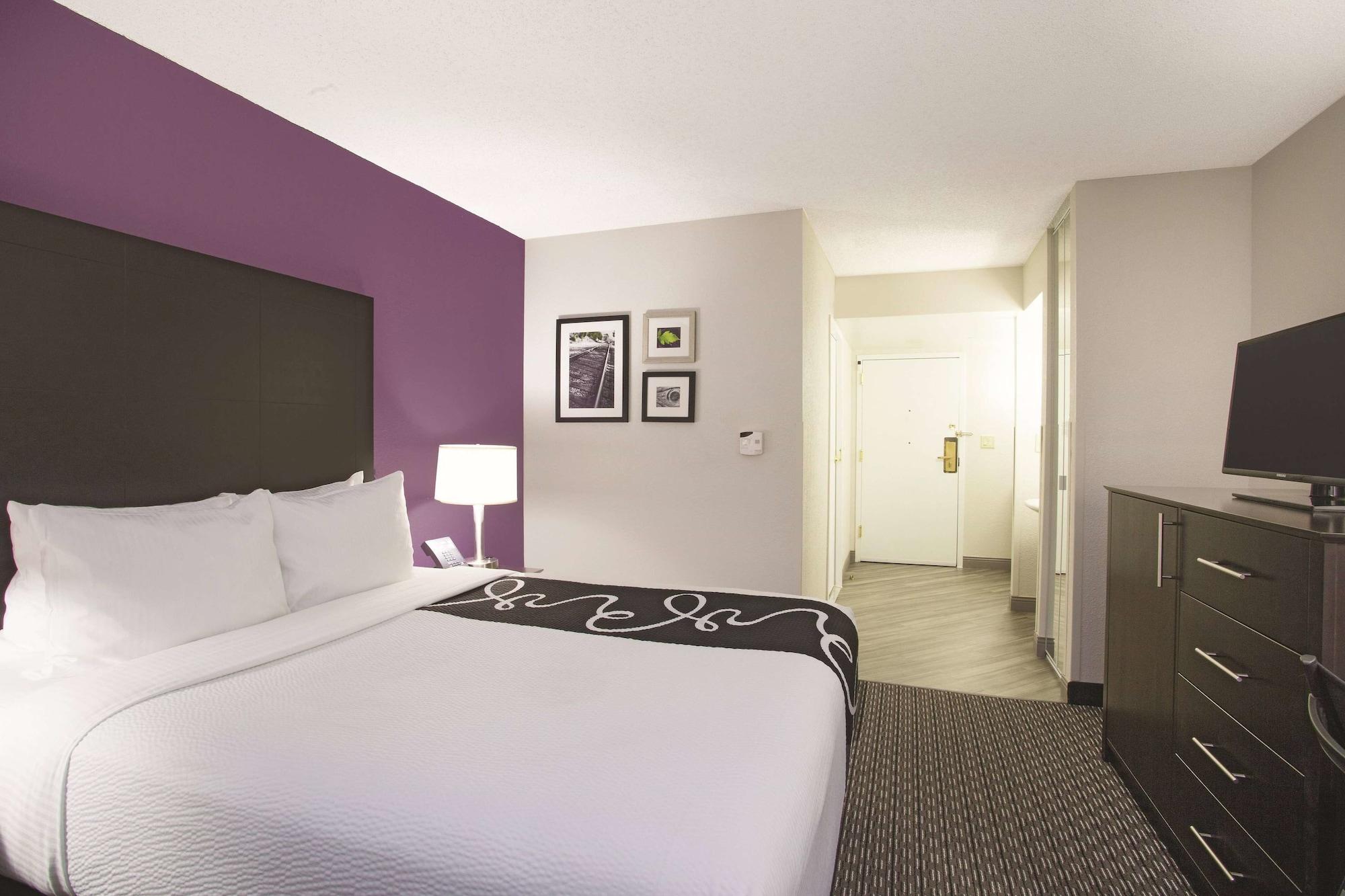 La Quinta by Wyndham Fort Lauderdale Tamarac Bagian luar foto