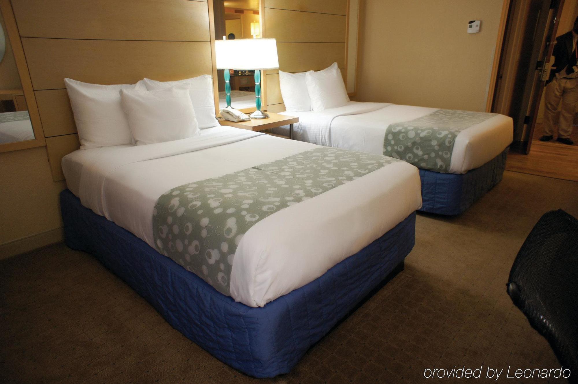 La Quinta by Wyndham Fort Lauderdale Tamarac Bagian luar foto
