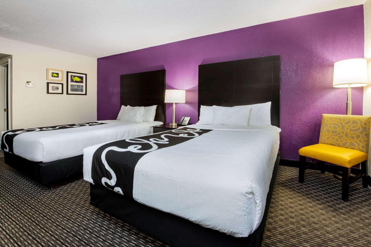 La Quinta by Wyndham Fort Lauderdale Tamarac Bagian luar foto